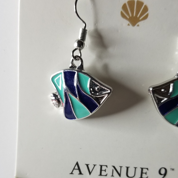 NWT Avenue 9 Sealife "Fish" Earrings - Picture 3 of 5